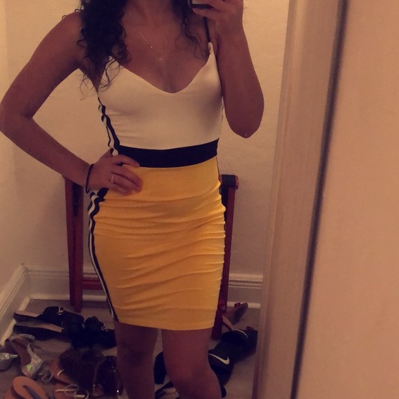 Dress - Picture 2 of 2